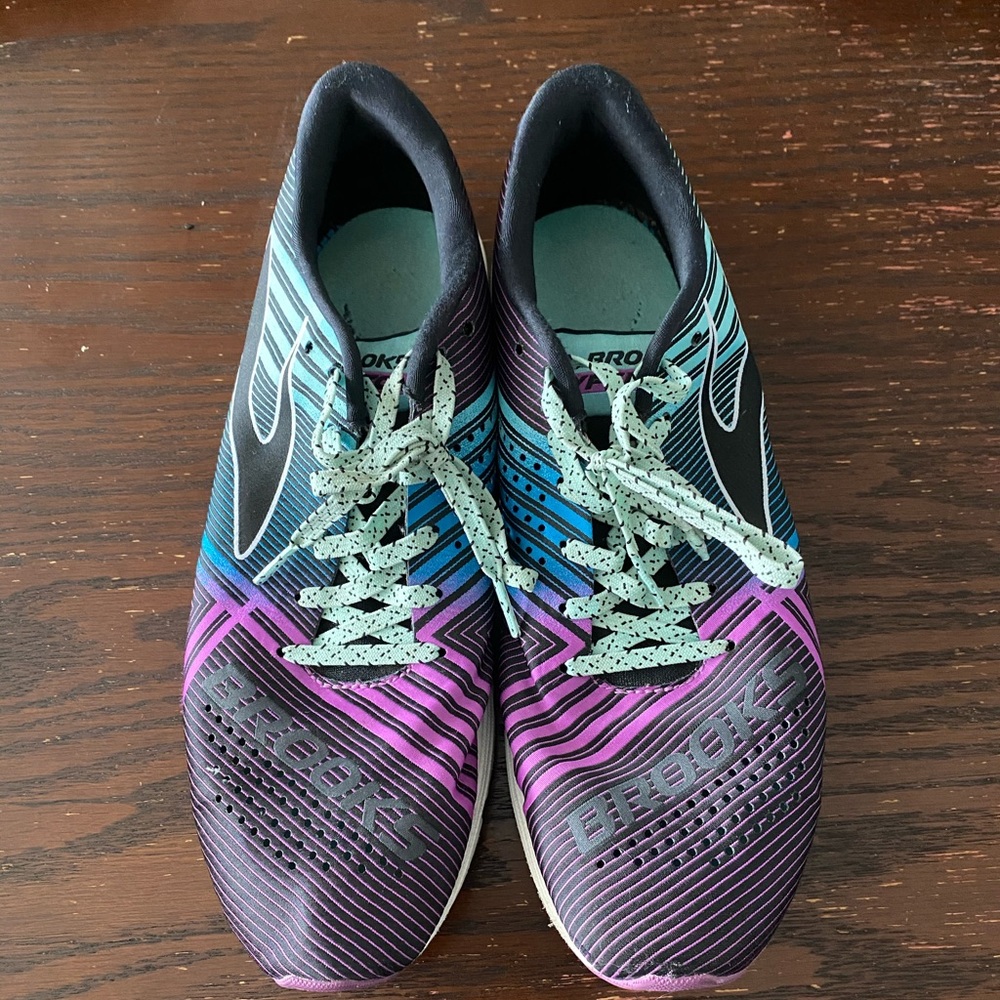 Brooks running shoes Colorful,lightweight,stylish